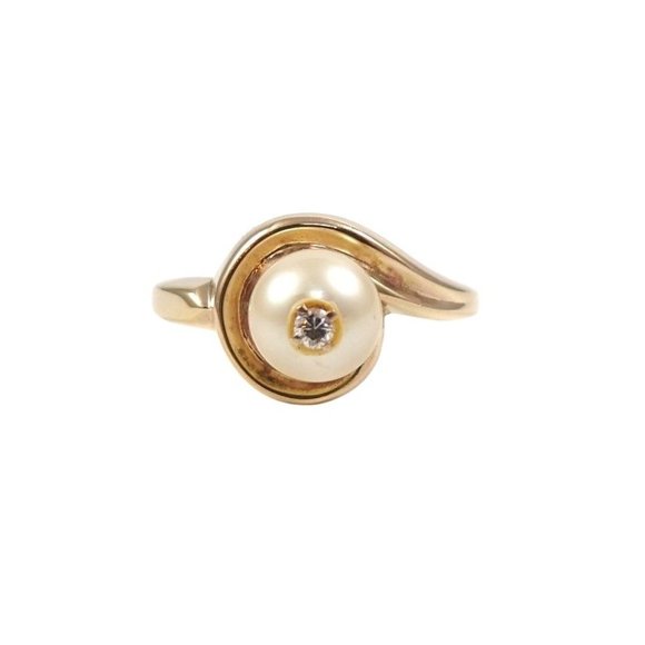 Solid 14K Yellow Gold White Pearl Natural Diamond Accent Ring Size 6.5